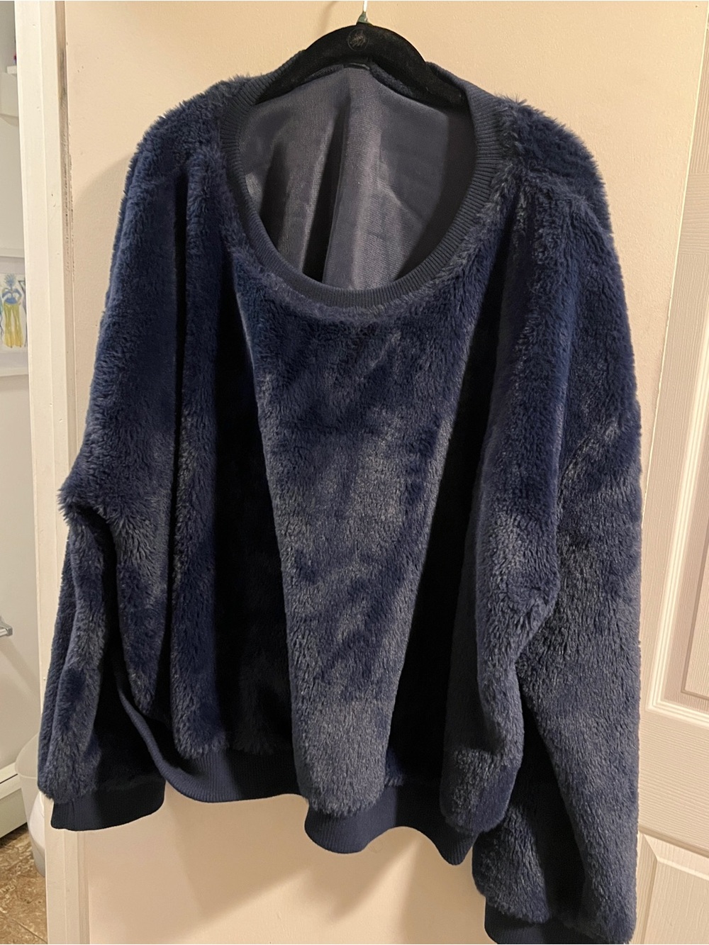 Wild Fable Women's Plus Size Faux Fur Pullover